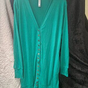 Zenana Outfitters XL Long Sleeve Snap Front closure cozy sweater, long, emerald